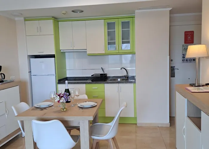 Esmeralda Seaview-suites Апартаменты Кальпе